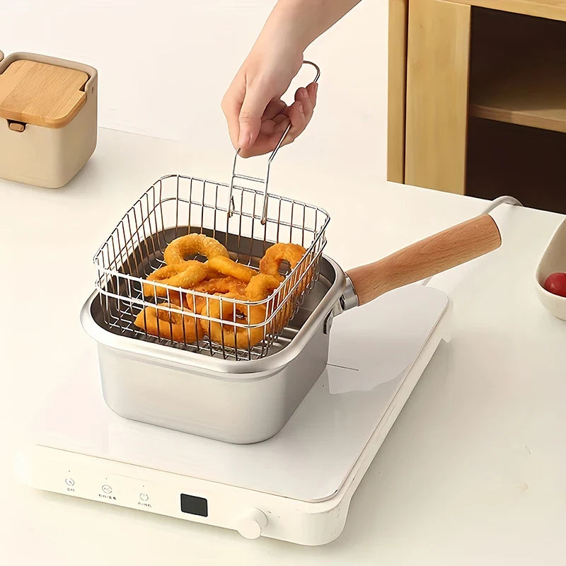 Panier à Friture avec Égouttoir – Compact & Pratique